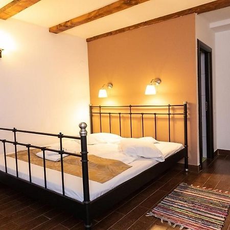 Pensiunea Pianino Brasov Ngoại thất bức ảnh