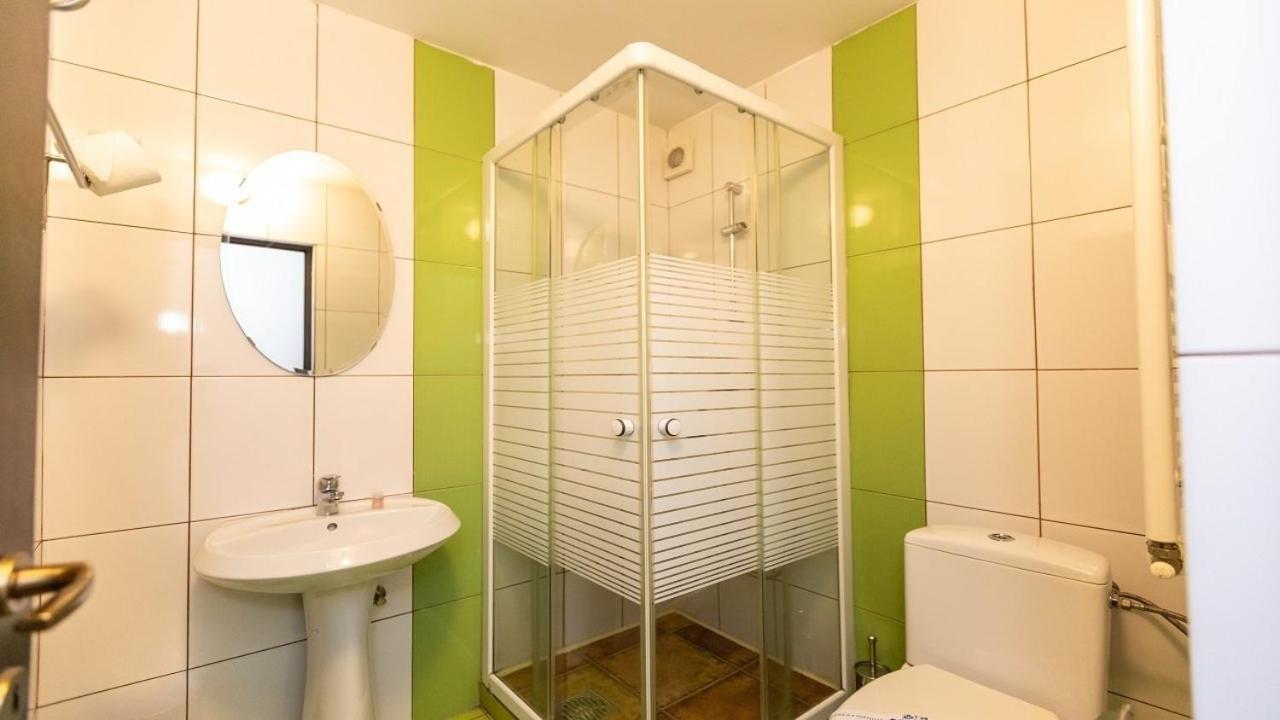 Pensiunea Pianino Brasov Ngoại thất bức ảnh