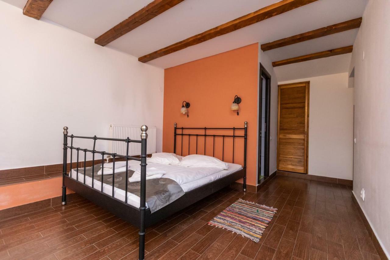 Pensiunea Pianino Brasov Ngoại thất bức ảnh