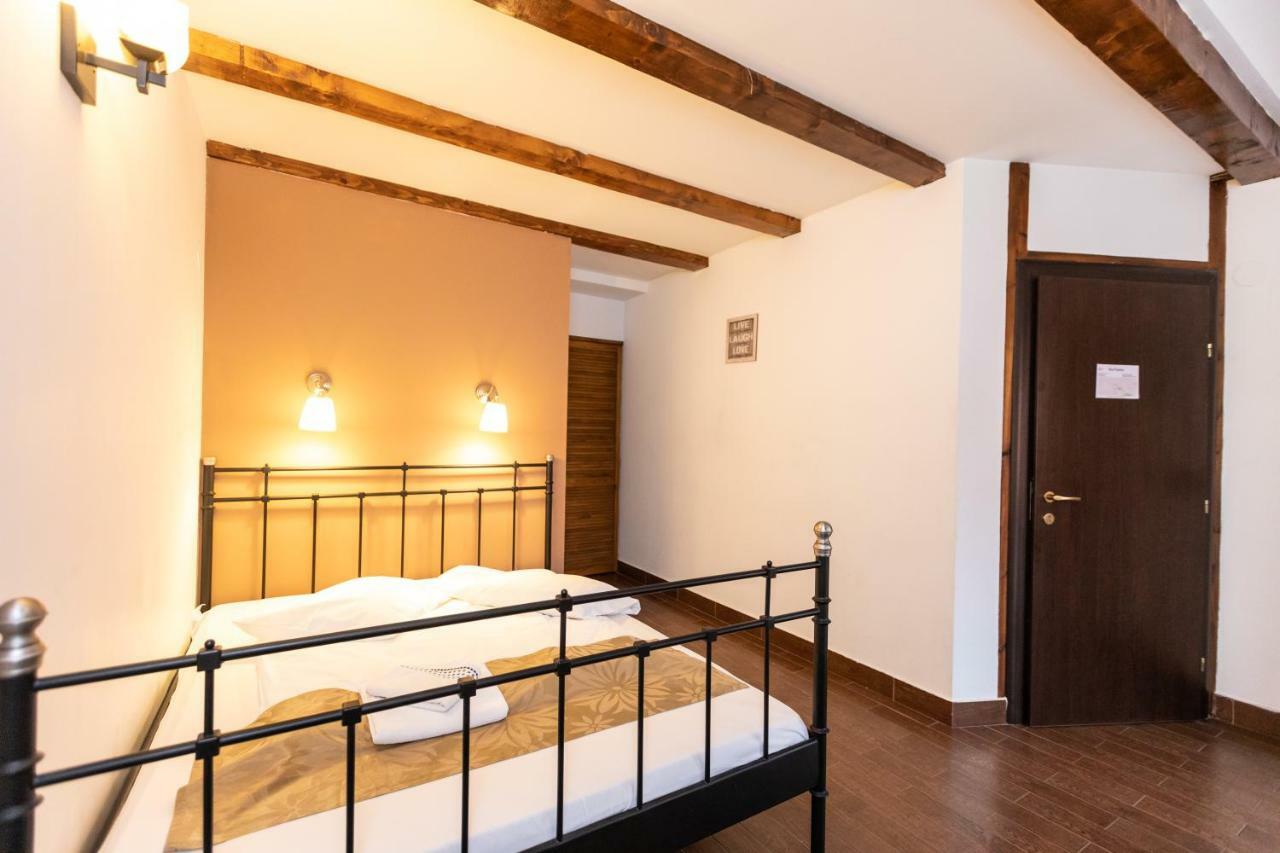 Pensiunea Pianino Brasov Ngoại thất bức ảnh