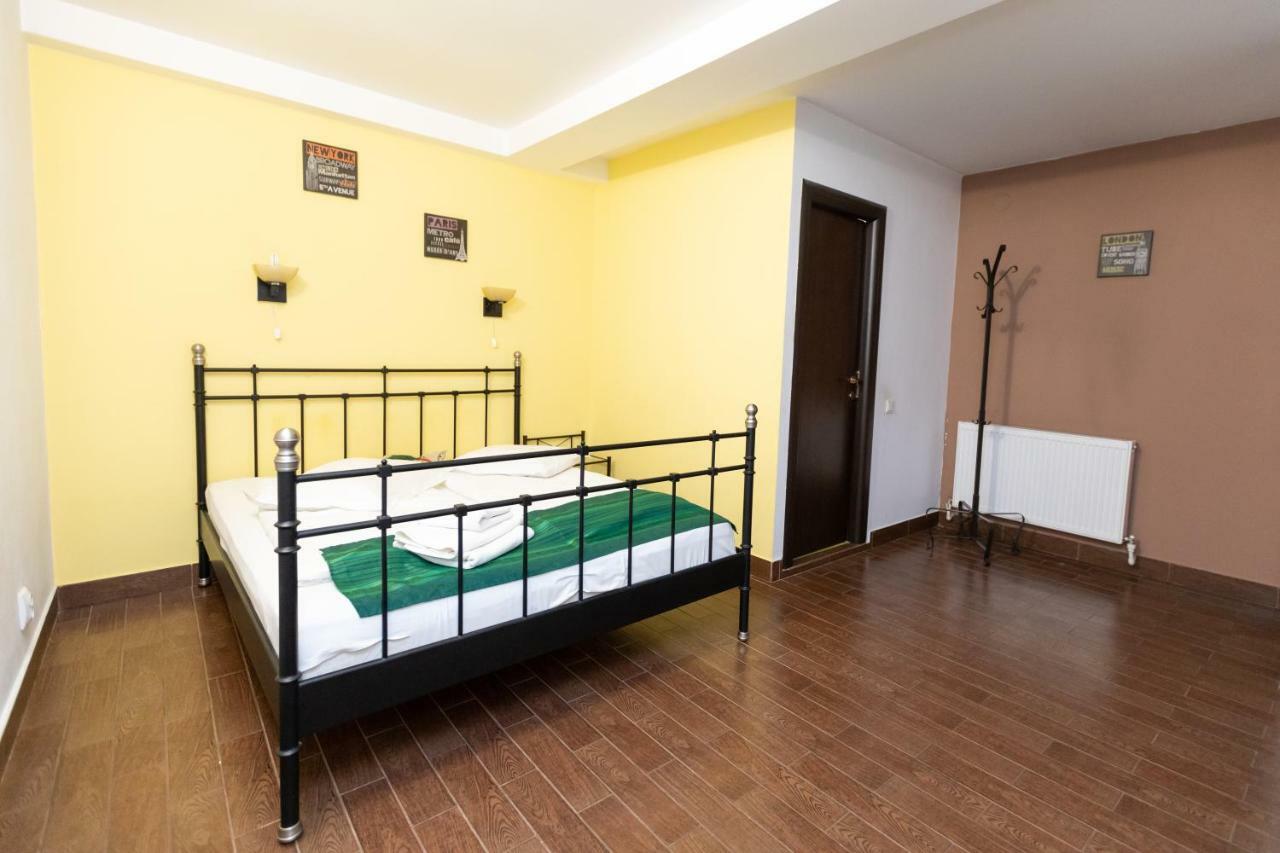 Pensiunea Pianino Brasov Ngoại thất bức ảnh