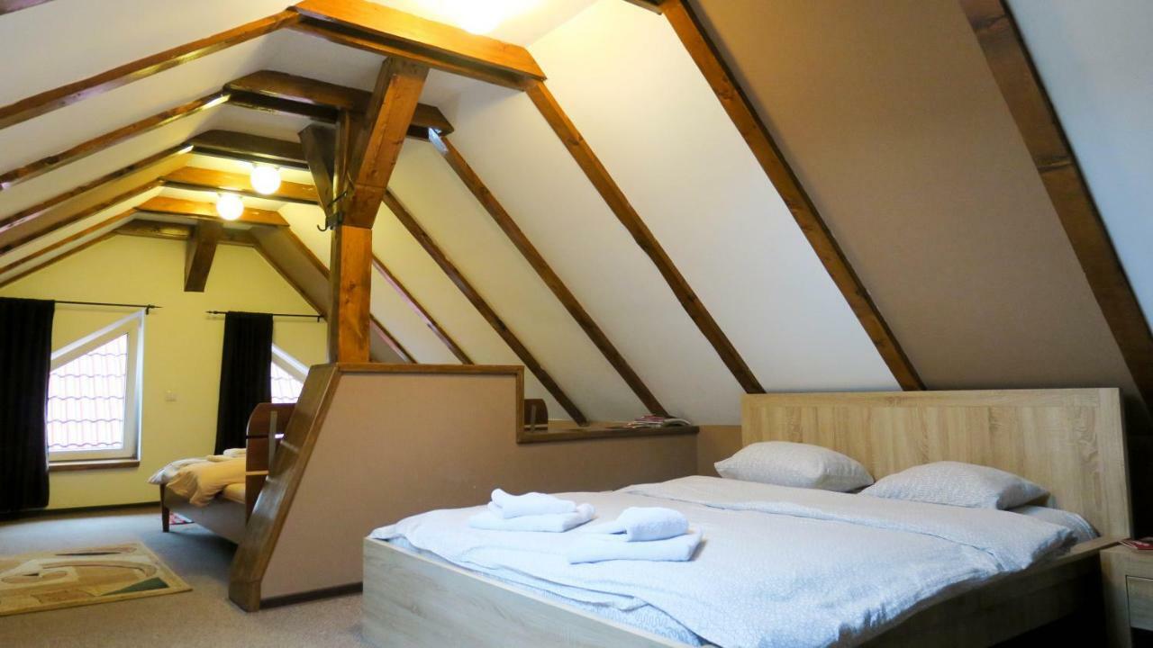 Pensiunea Pianino Brasov Ngoại thất bức ảnh